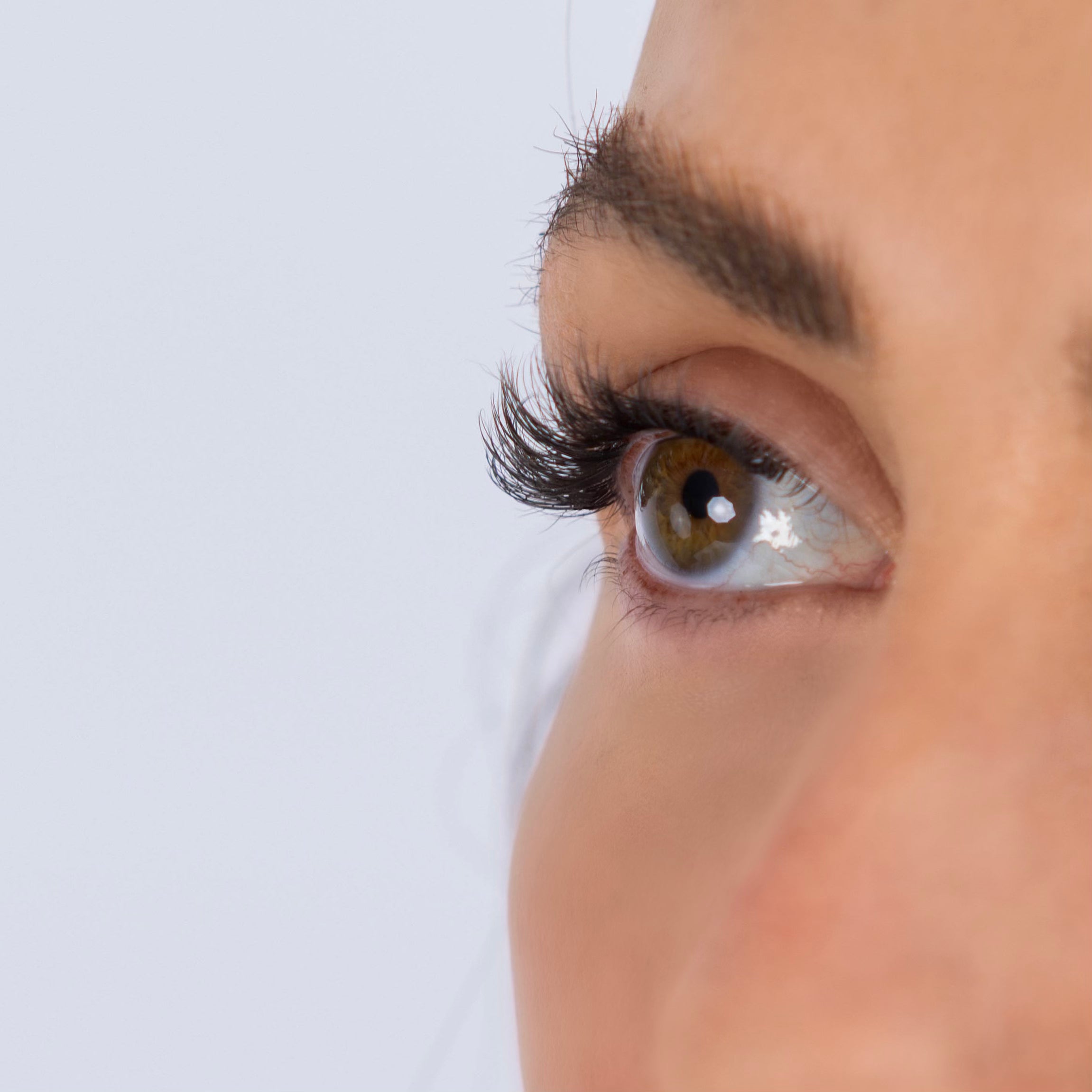 flow upclose of eye