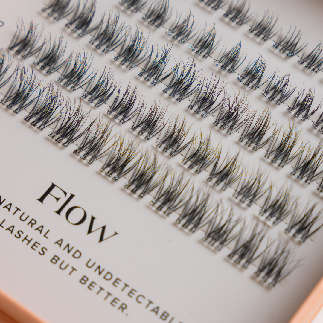 Pre glued DIY Lashes flow upclose