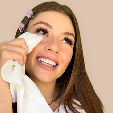 how to remove eyelash glue from eye